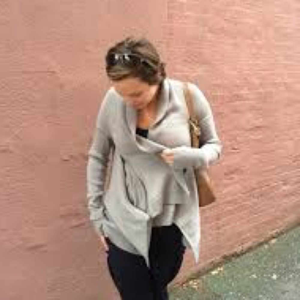 Lululemon Wrap it Up Sweater Beige - Picture 6 of 6